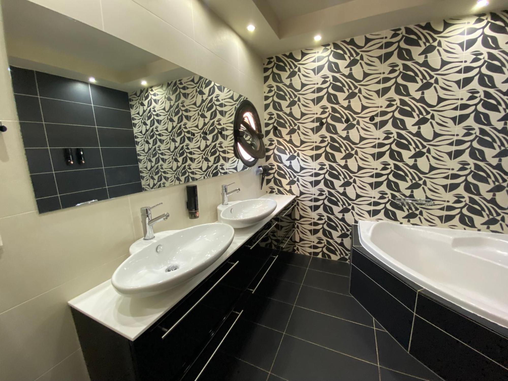Luxury View Apartment 10Min From Athens Airport Koropíon Exterior foto