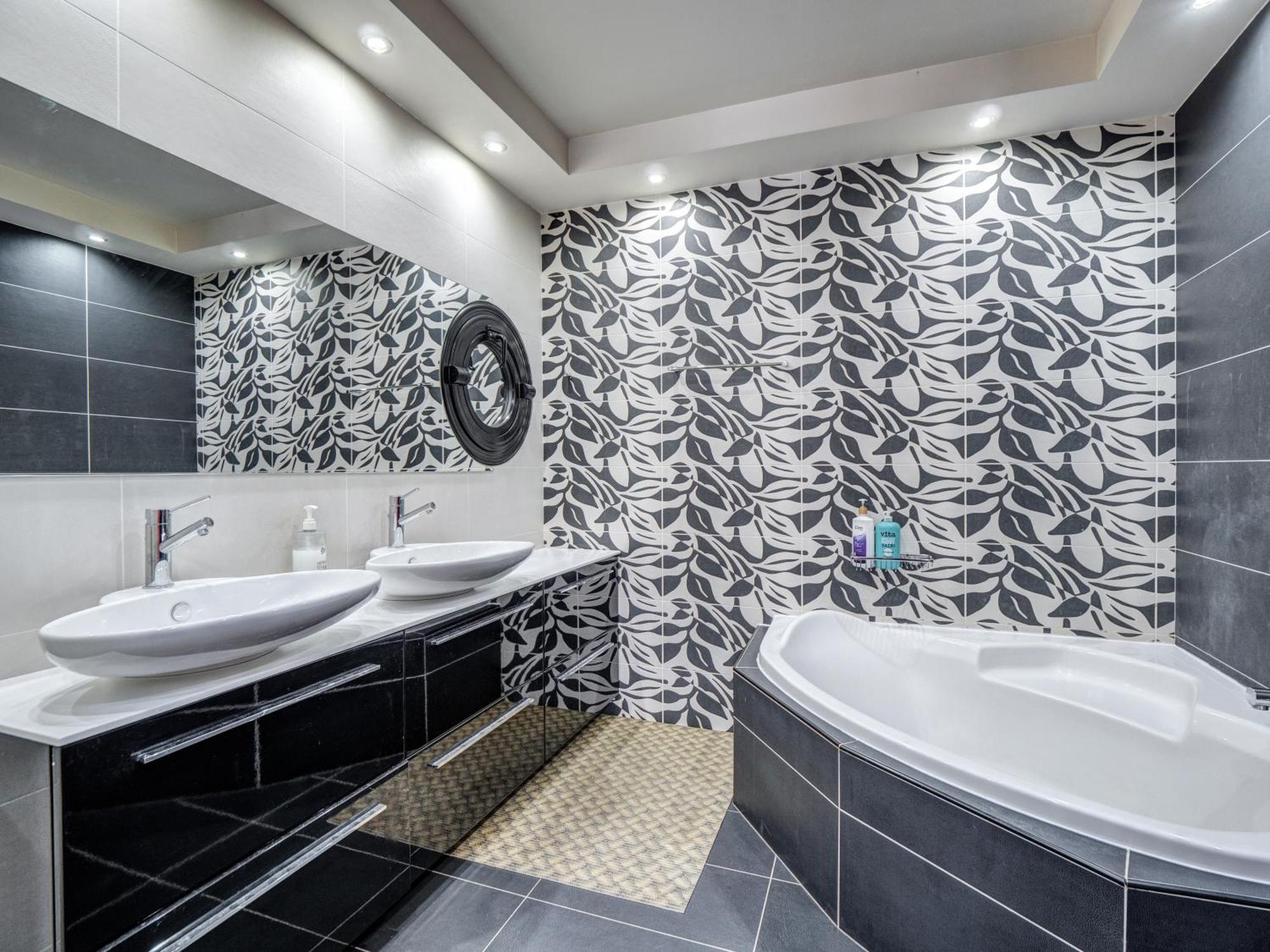 Luxury View Apartment 10Min From Athens Airport Koropíon Exterior foto
